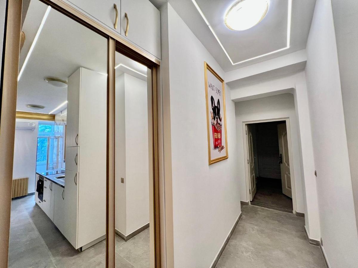 City Central Apart Apartment Chisinau Ngoại thất bức ảnh